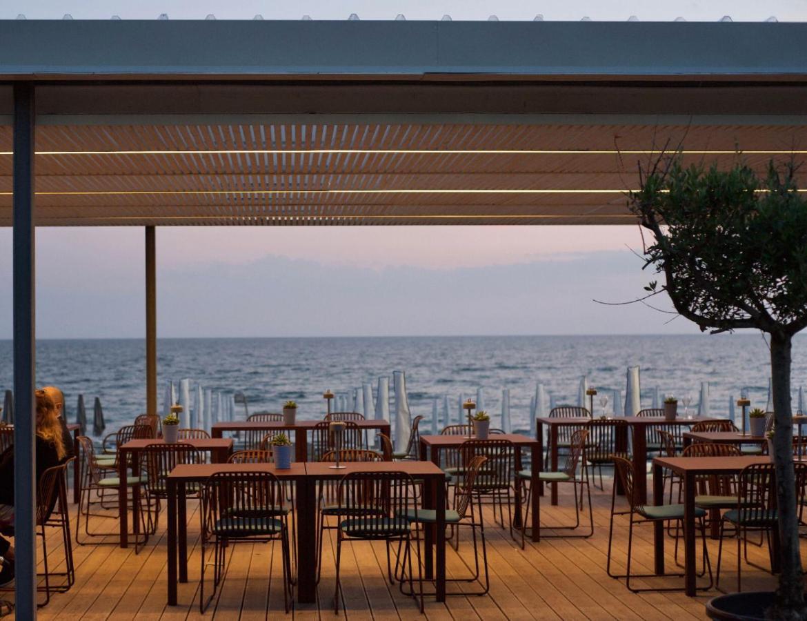 Hotel Royal Paestum Bagian luar foto